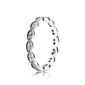 PANDORA Sparkling Leaves Ring